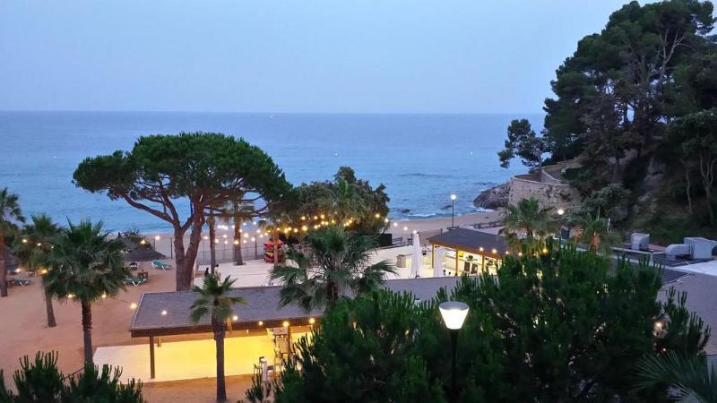 Hotel Happy Camp Camping Cala Gogo Sant Antoni De Calonge Exterior foto